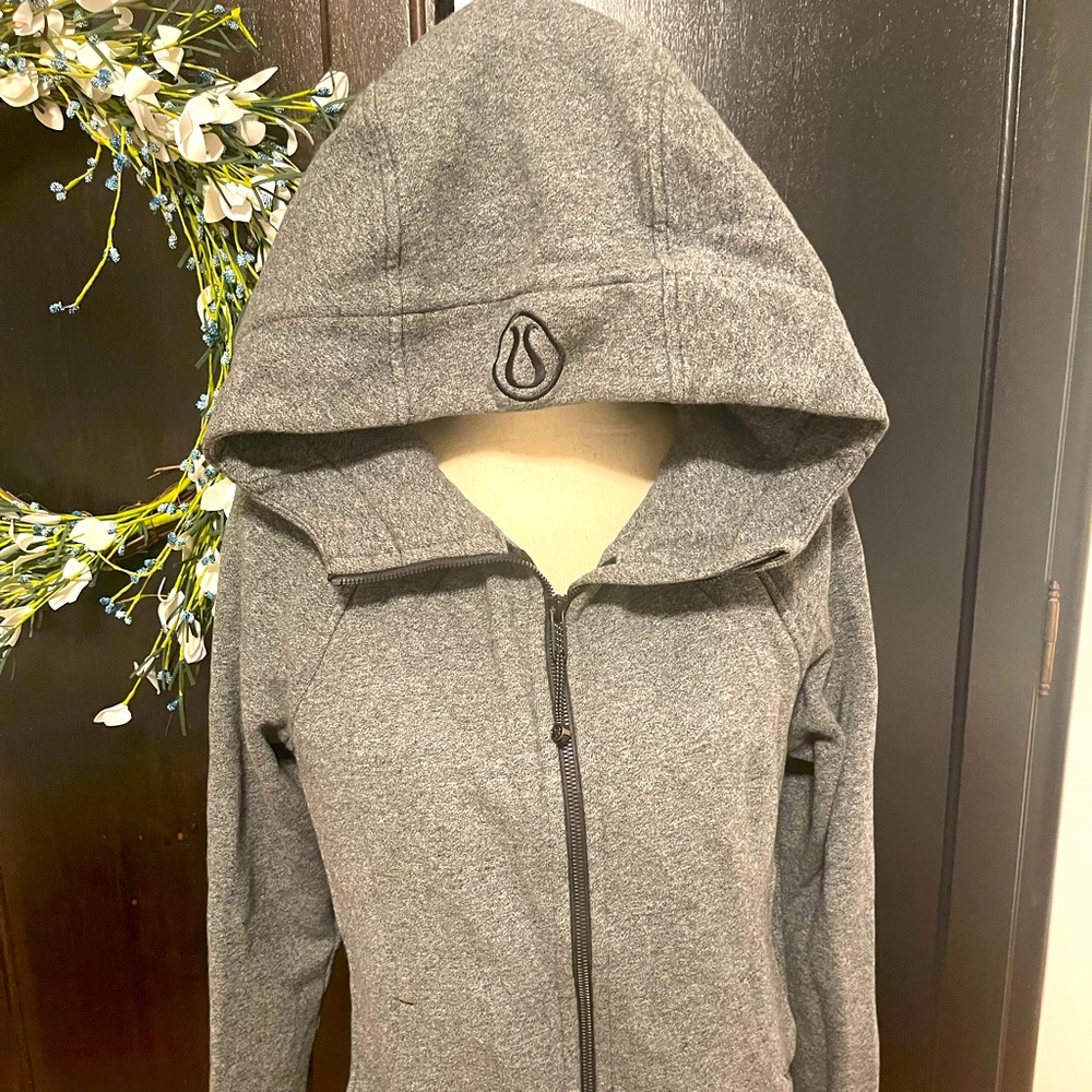 -Scuba Hoodie - lululemon - size 8 black